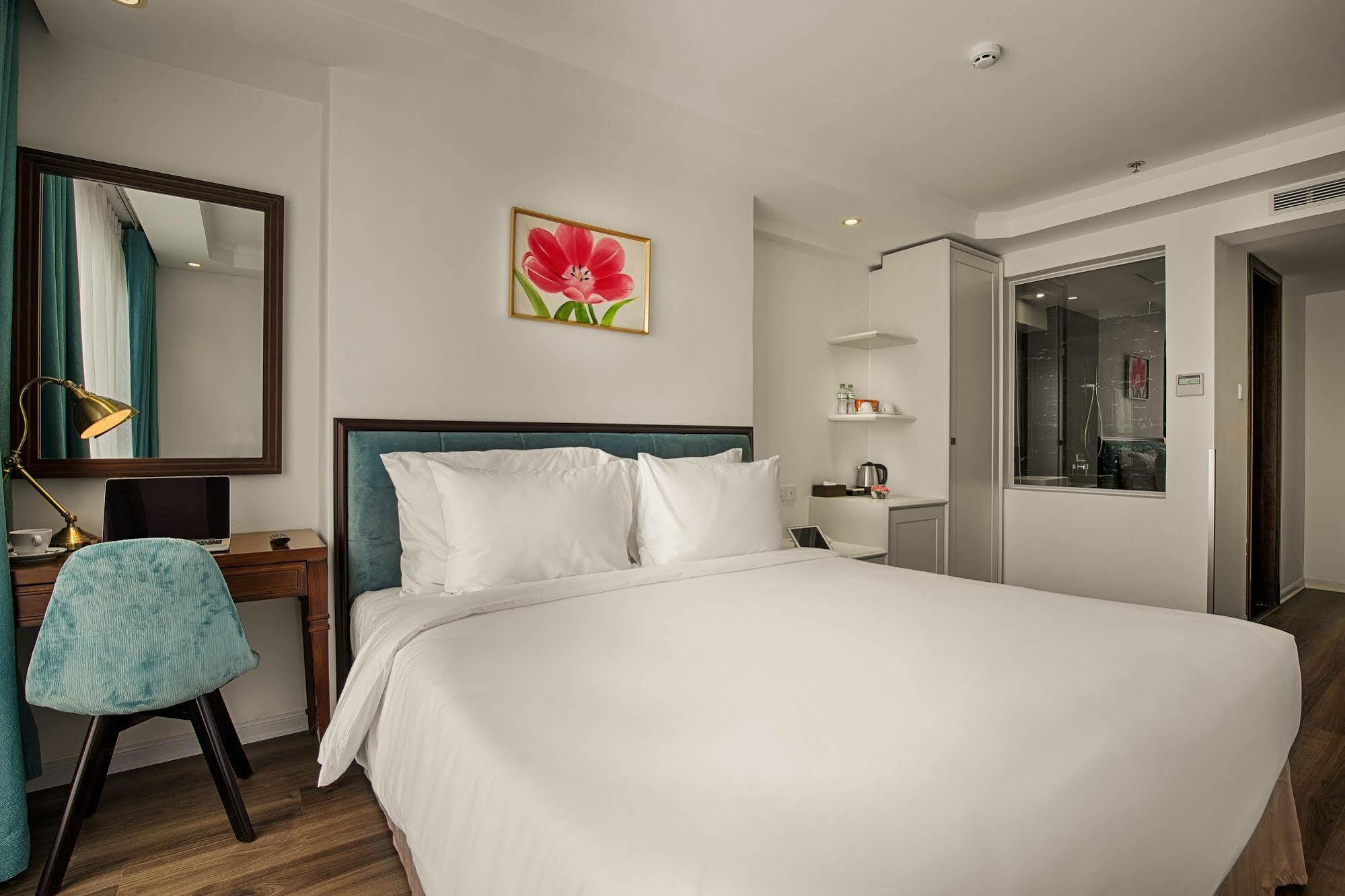อดาลีน โฮเต็ล แอนด์ สวีท Hotel ดานัง ภายนอก รูปภาพ