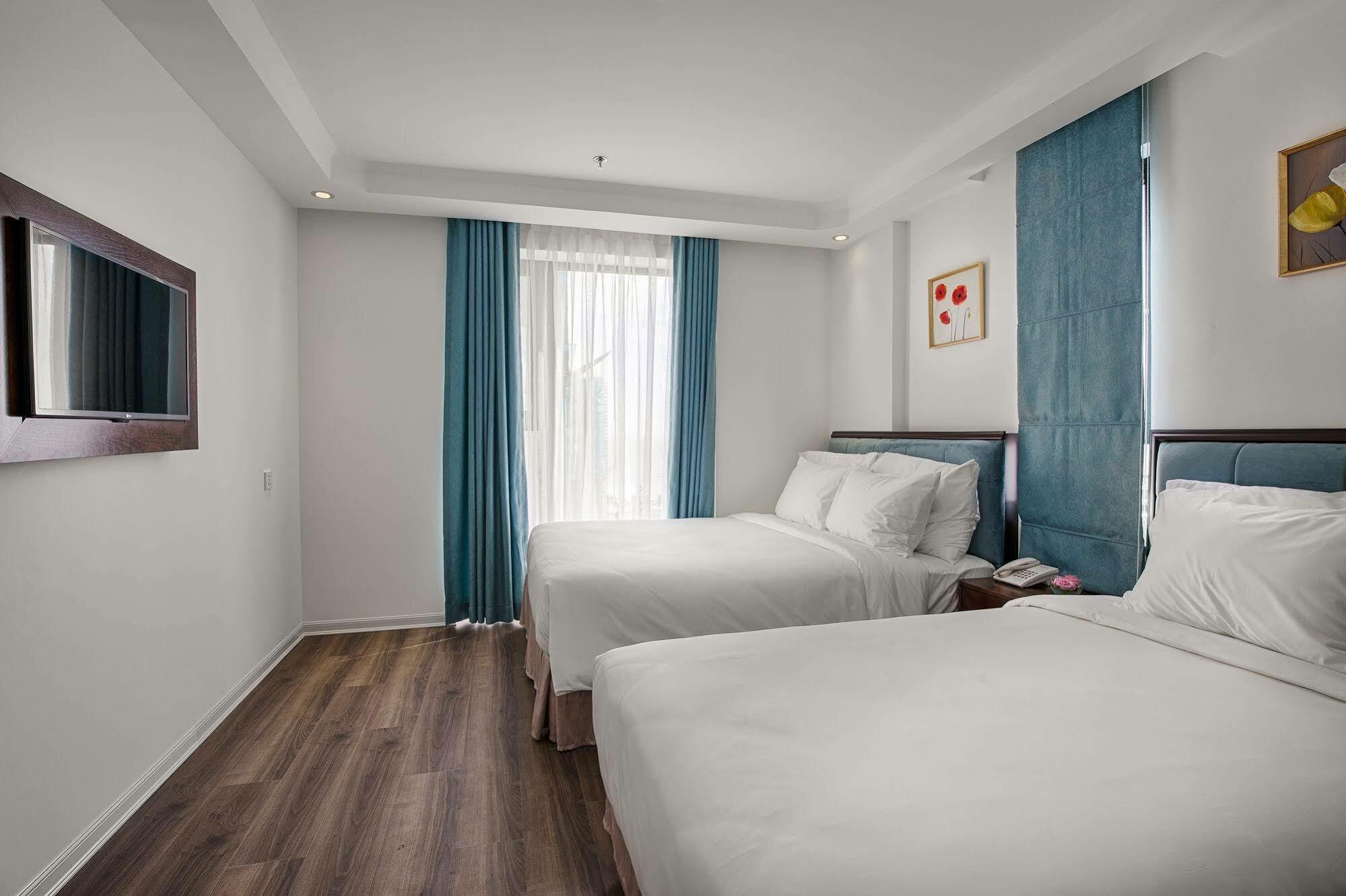 อดาลีน โฮเต็ล แอนด์ สวีท Hotel ดานัง ภายนอก รูปภาพ